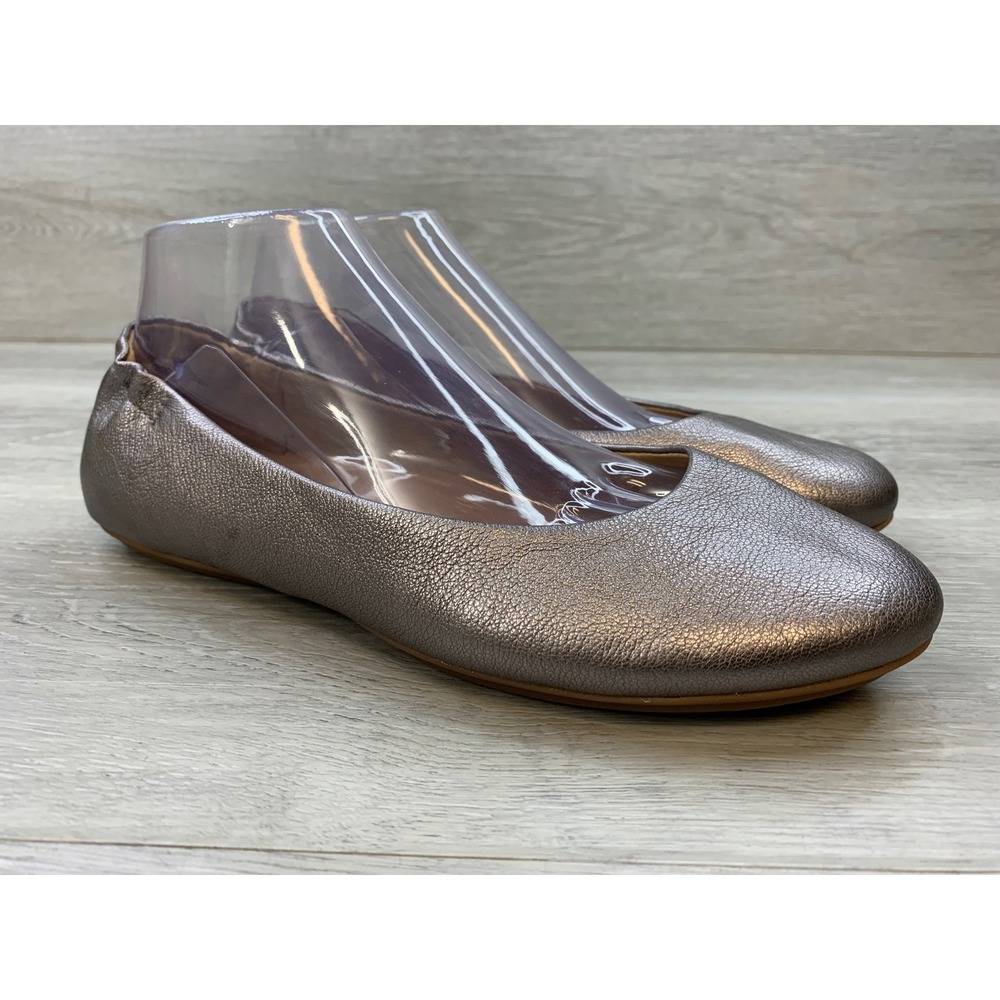 Dansko Women's Silver Leather Ballet Flats Round Toe 8 Comfort Casual Shoes